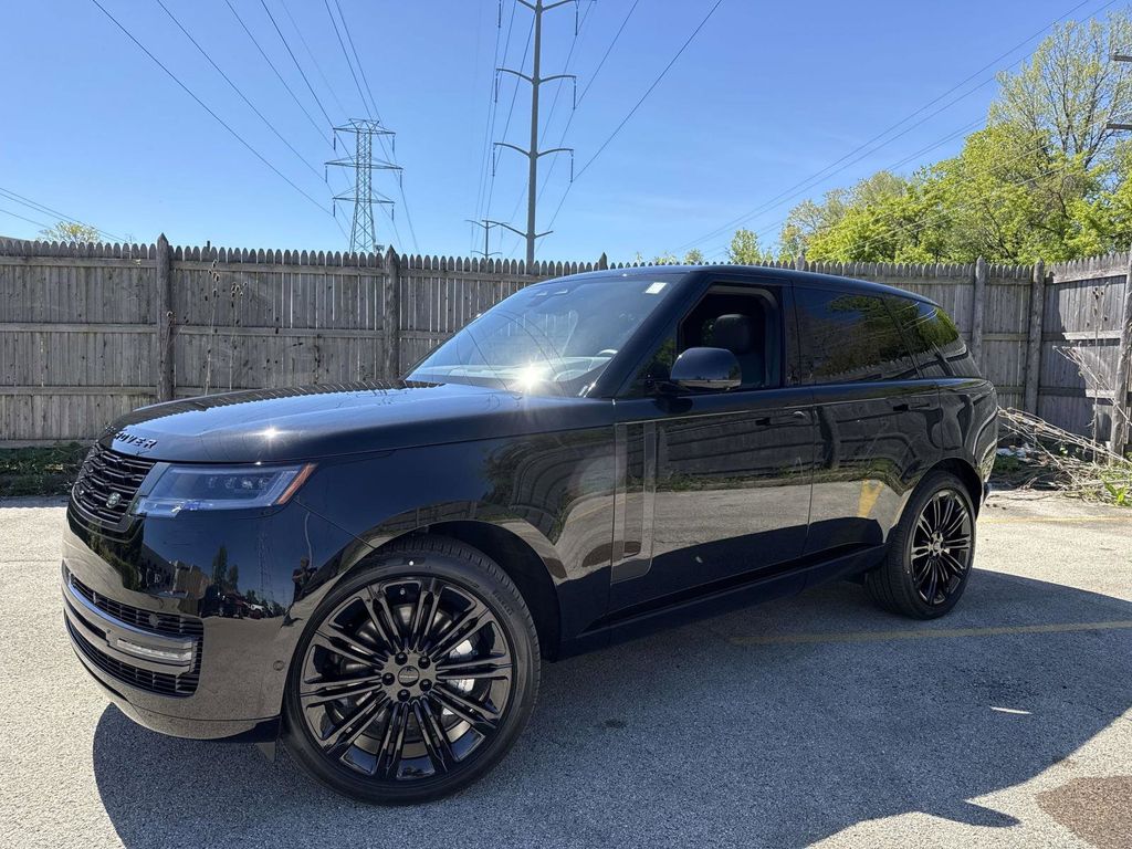 2026 Land Rover Range Rover 4.4 SE SWB's photo