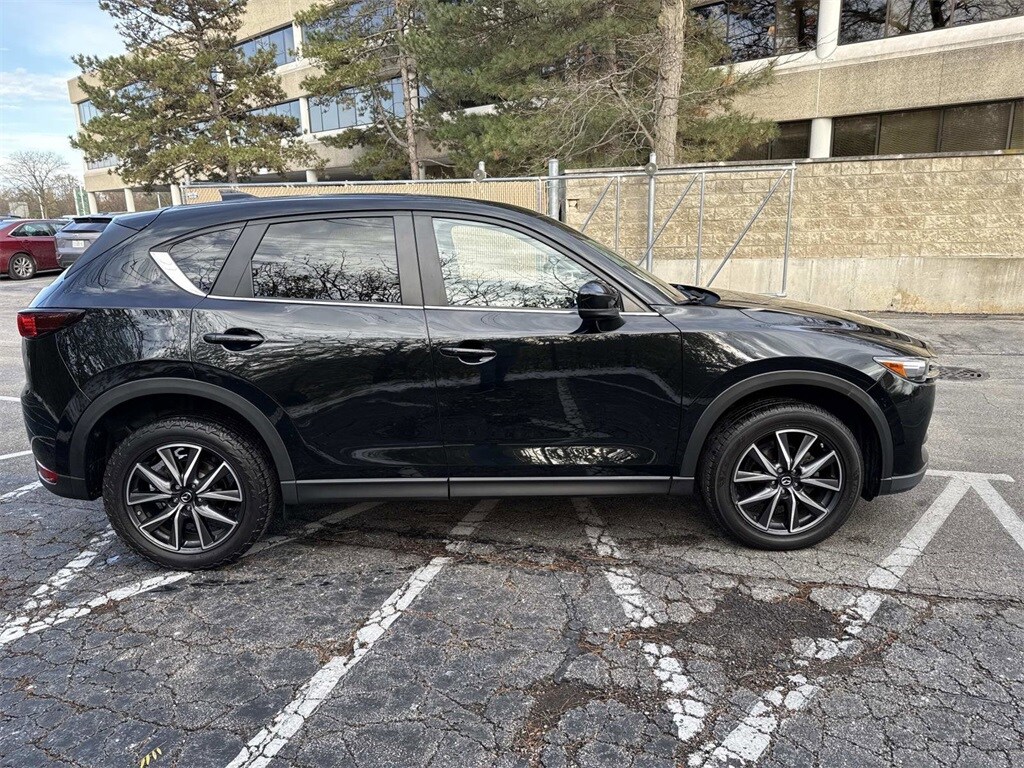 2018 Mazda CX-5 Touring photo 4