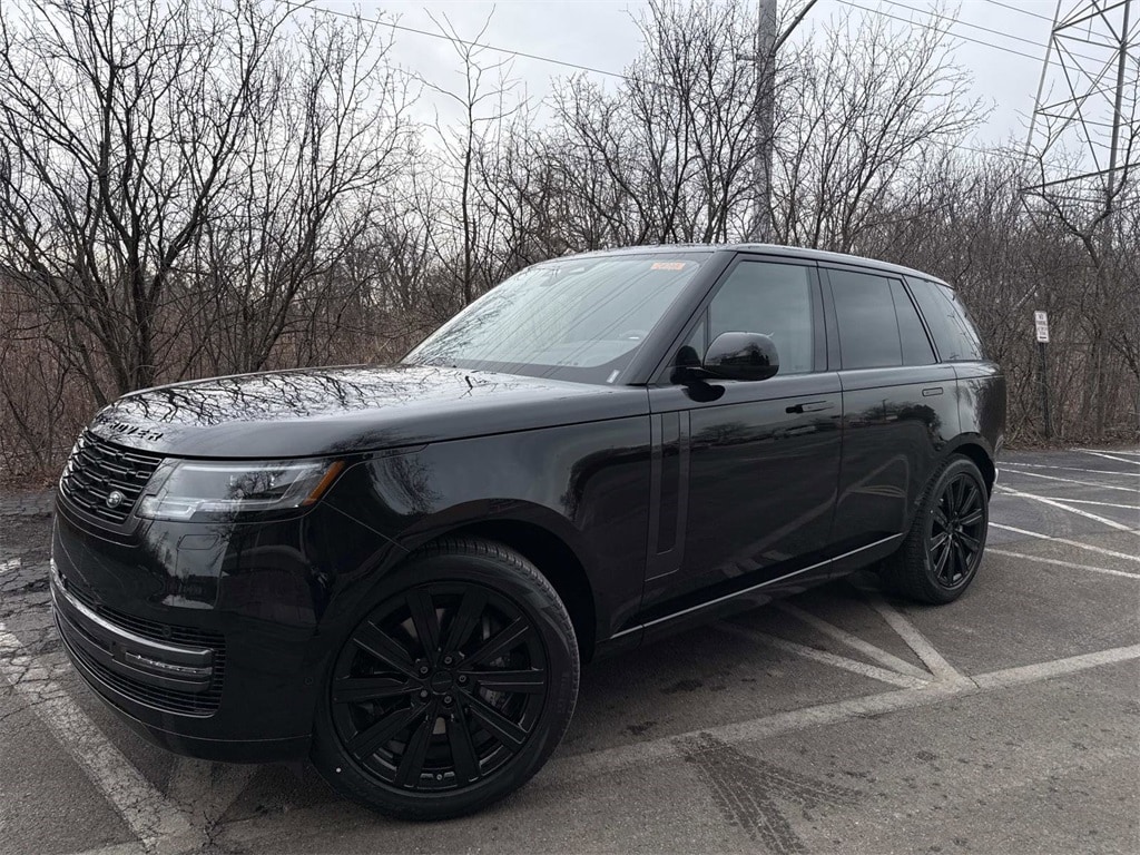 New 2026 Land Rover Range Rover SE SUV