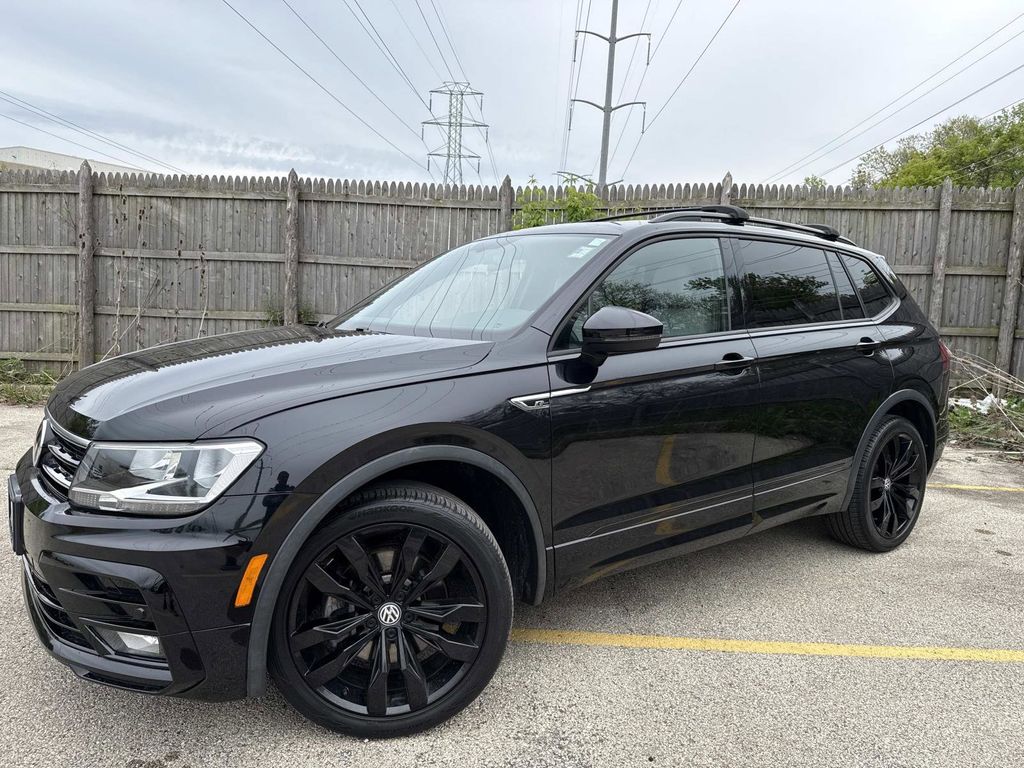 2020 Volkswagen Tiguan 2.0T SE R-Line Black 4WD's photo