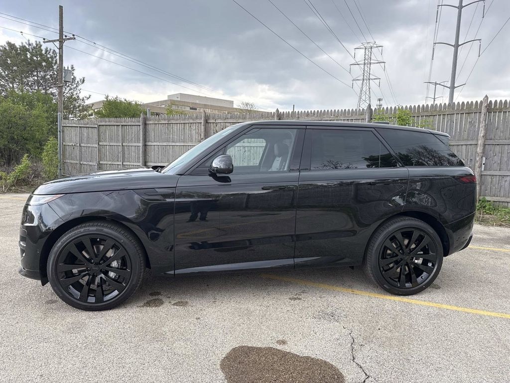 New 2026 Land Rover Range Rover Sport Dynamic SE SUV