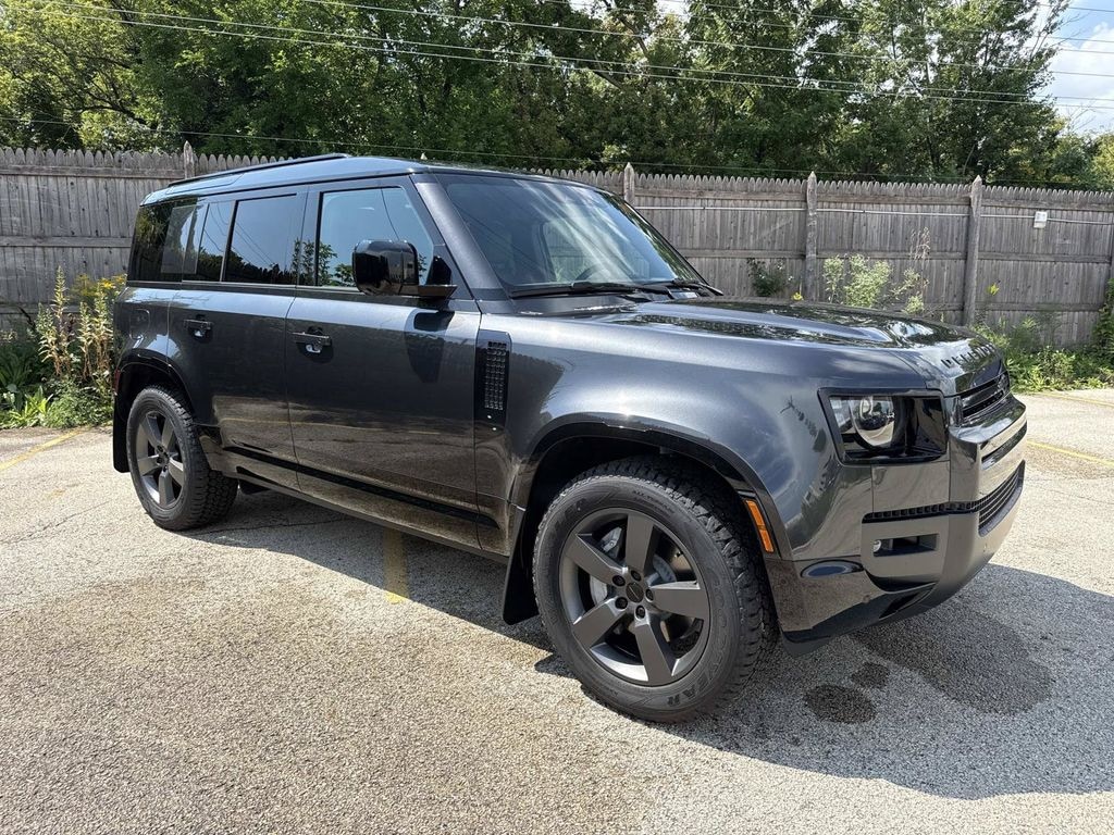 New 2026 Land Rover Defender 110 X-Dynamic SE SUV