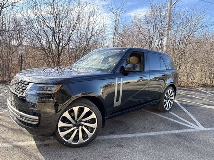 2026 Land Rover Range Rover SE SUV