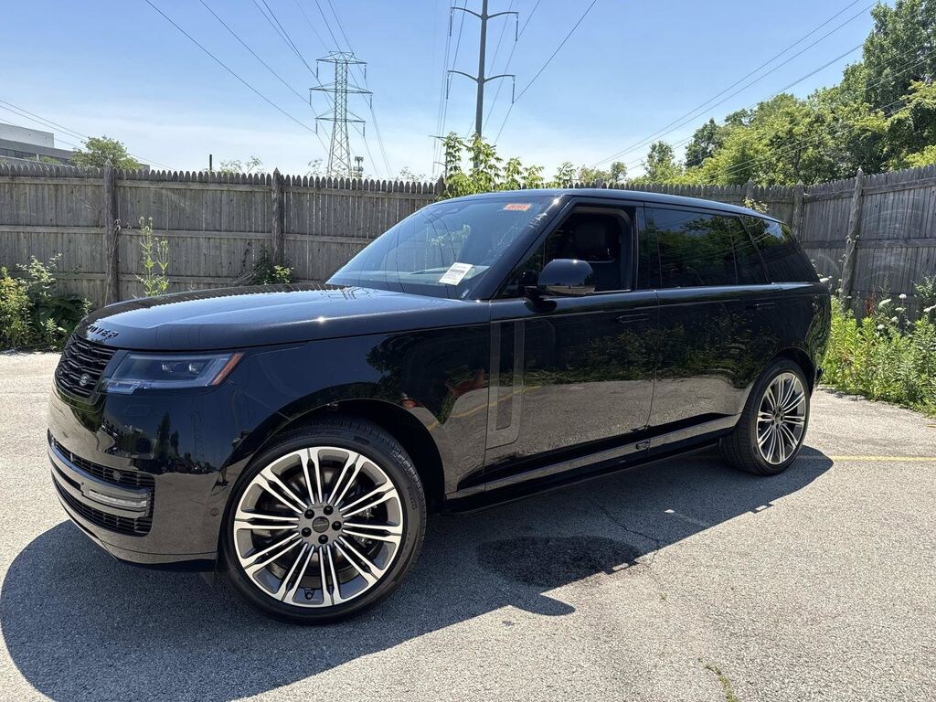 New 2026 Land Rover Range Rover SE LWB 7-Seats / V8 SUV