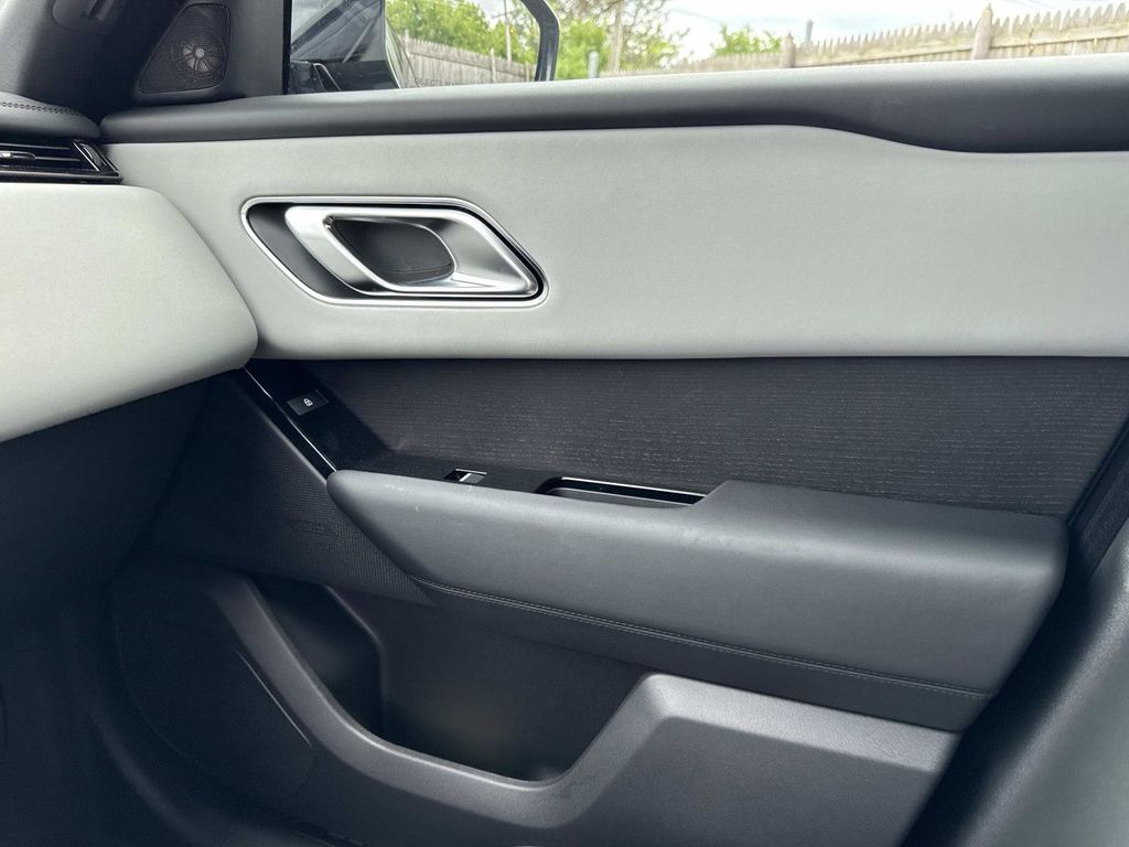 2026 Land Rover Range Rover Velar Dynamic SE - Photo 29