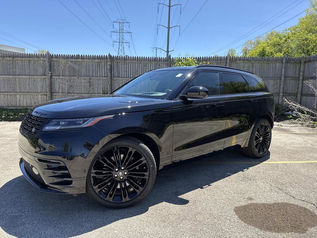 2026 Land Rover Range Rover Velar P250 Dynamic SE's photo