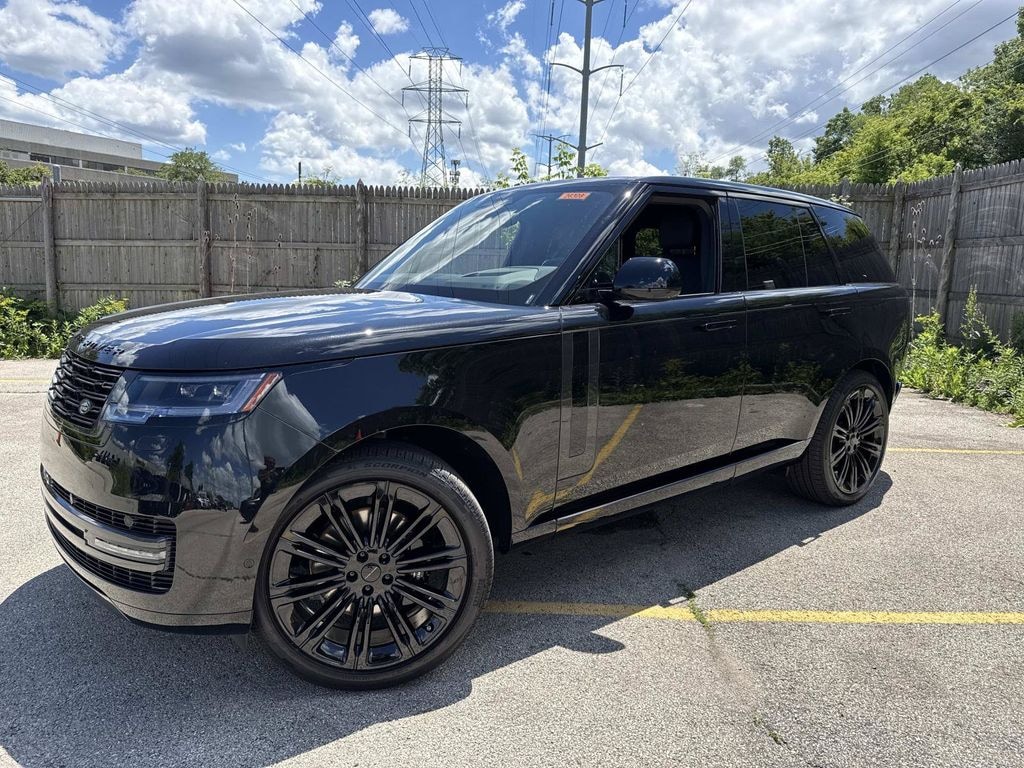 New 2026 Land Rover Range Rover SE SUV