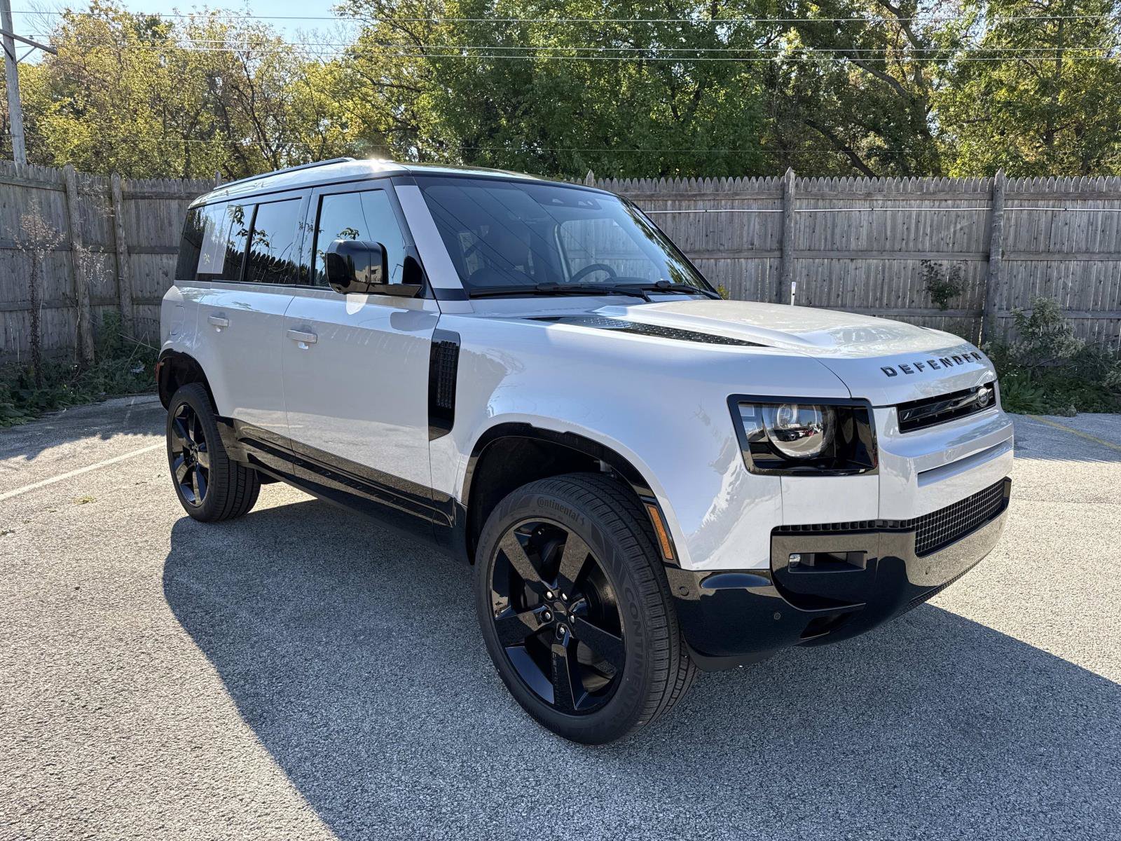 New 2026 Land Rover Defender 110 X-Dynamic SE SUV