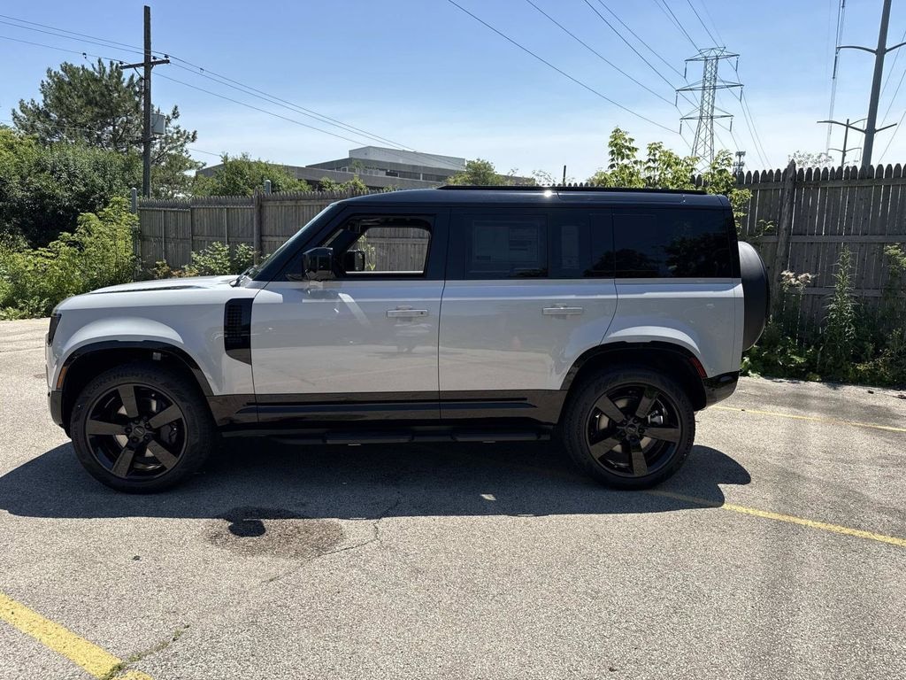 New 2026 Land Rover Defender 110 X-Dynamic SE SUV