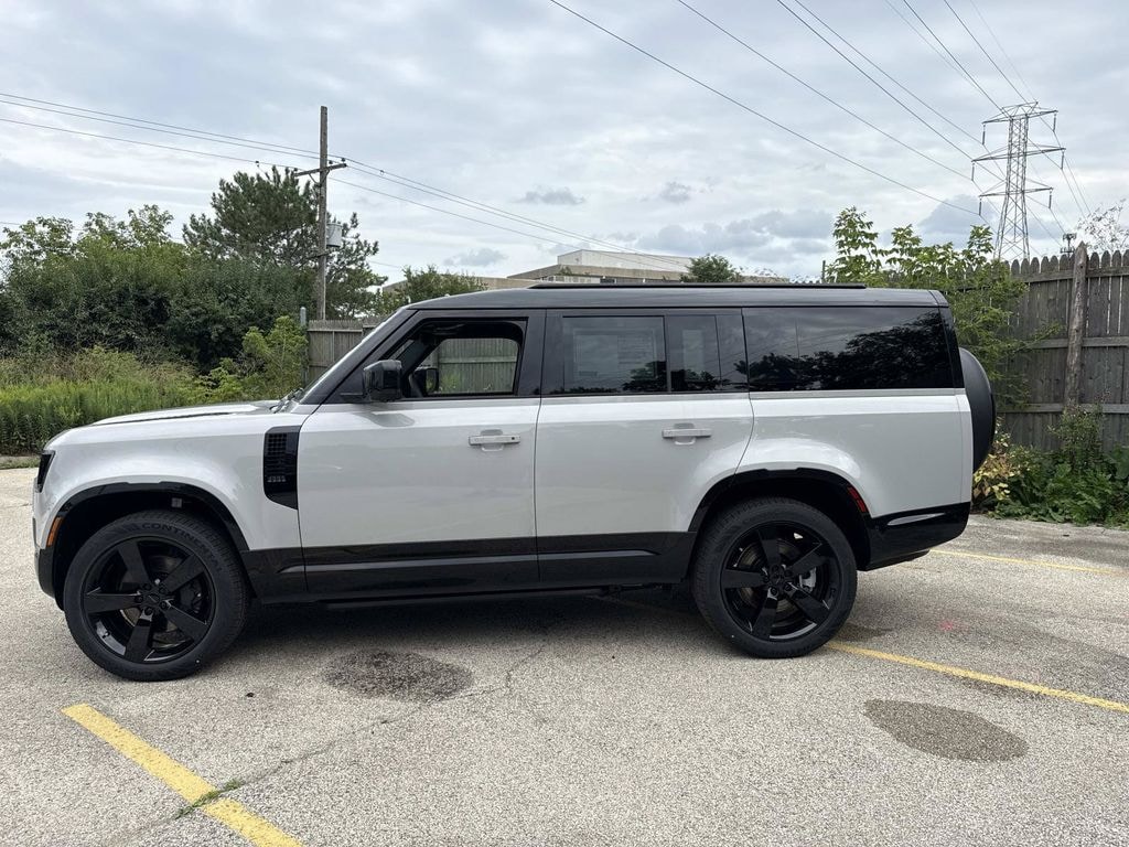 New 2026 Land Rover Defender 130 X-Dynamic SE SUV