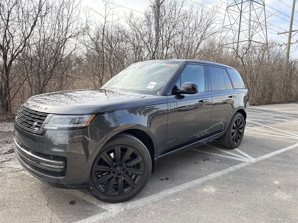 New 2026 Land Rover Range Rover SE SUV