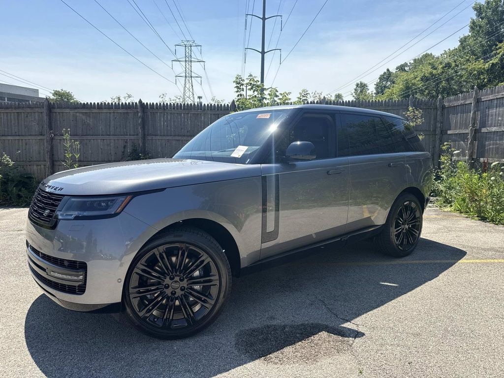 New 2026 Land Rover Range Rover SE SUV