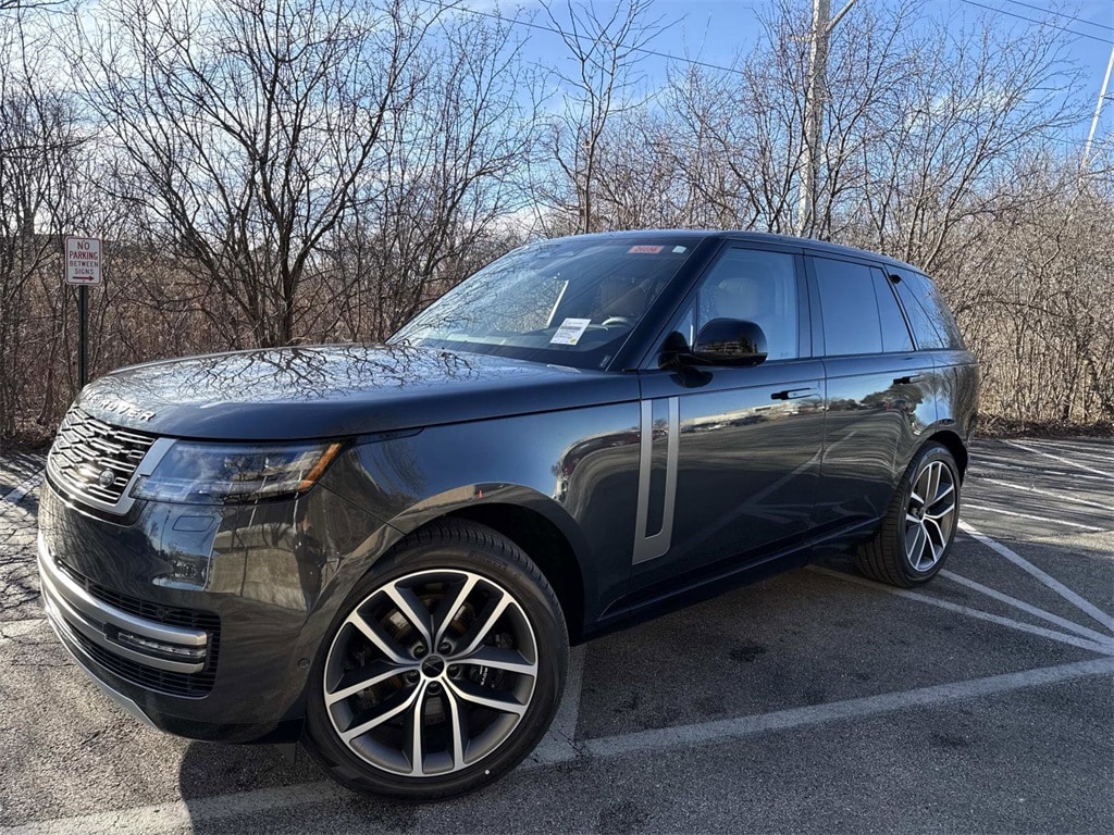 New 2026 Land Rover Range Rover SE SUV