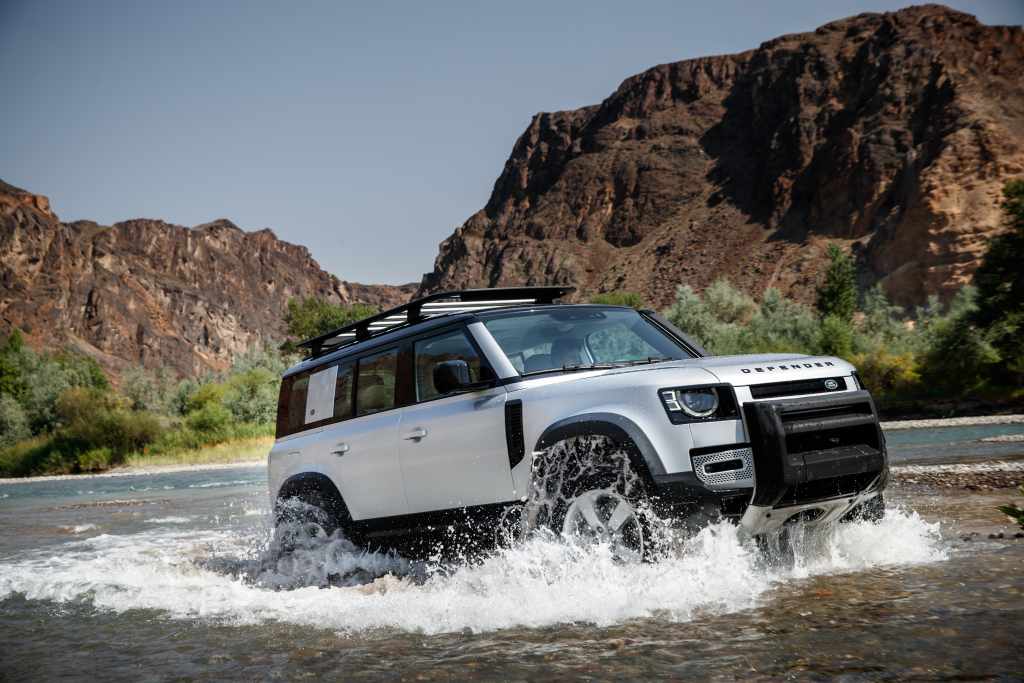 defender-off-road-terrain.jpg