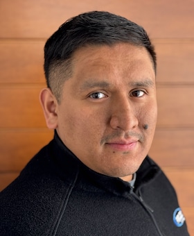 Staff member Robert Obispo from ID_6c3dc68ce43f