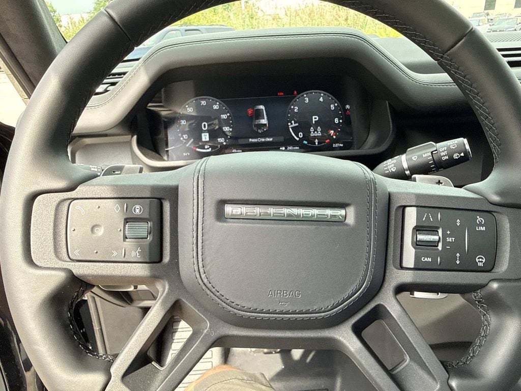 2026 Land Rover Defender V8 - Photo 31