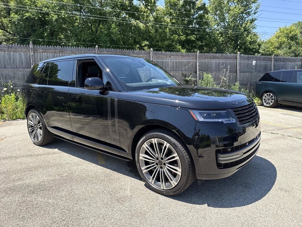 New 2026 Land Rover Range Rover SE LWB 7-Seats / V8 SUV