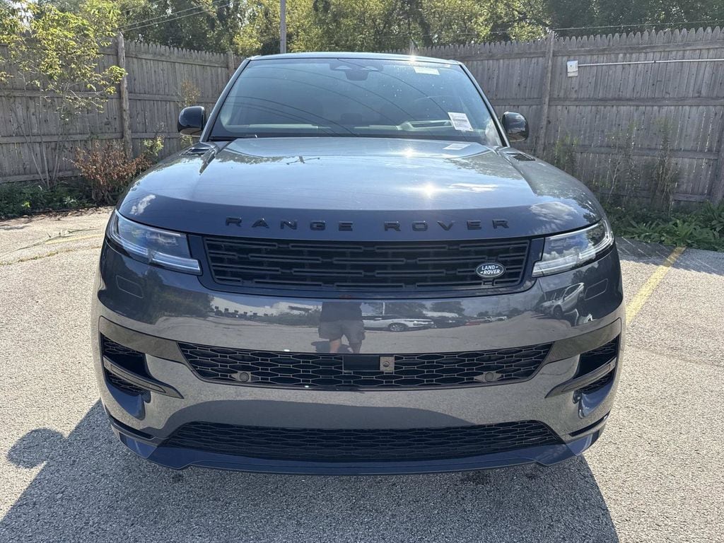 New 2026 Land Rover Range Rover Sport Dynamic SE SUV
