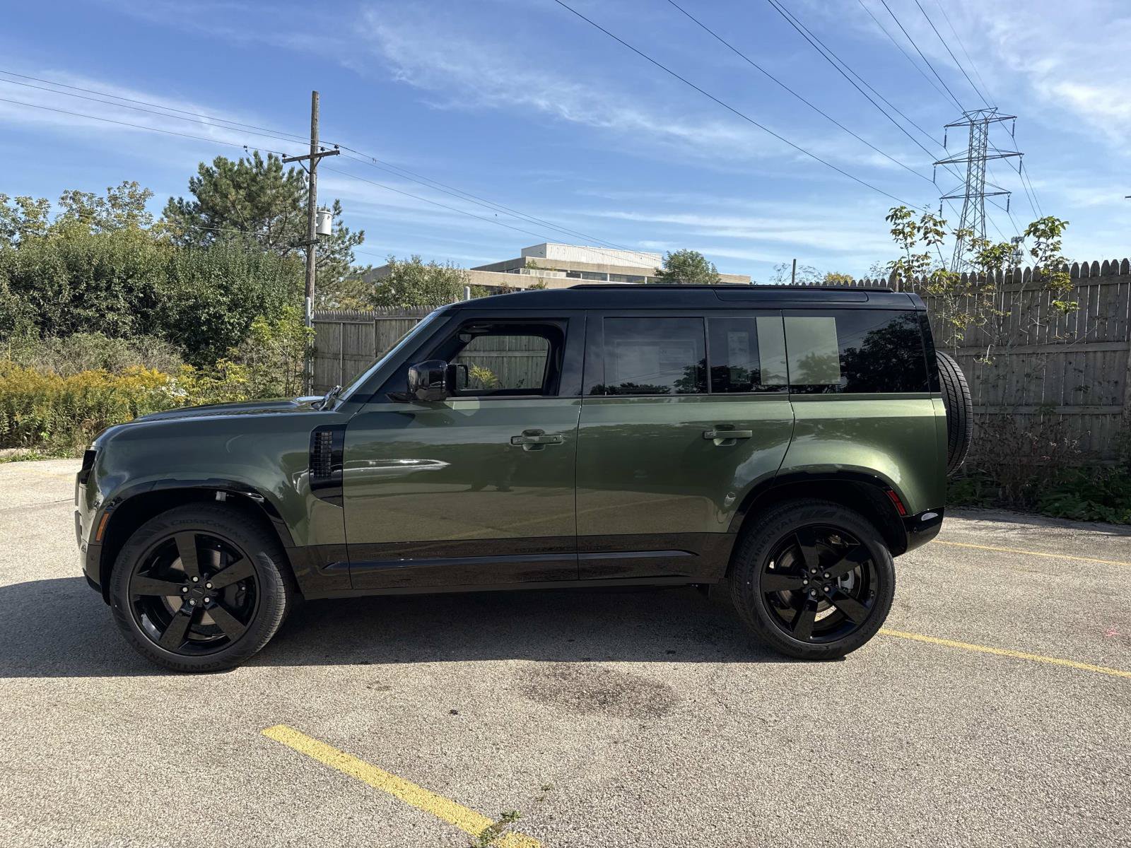 New 2026 Land Rover Defender 110 X-Dynamic SE SUV