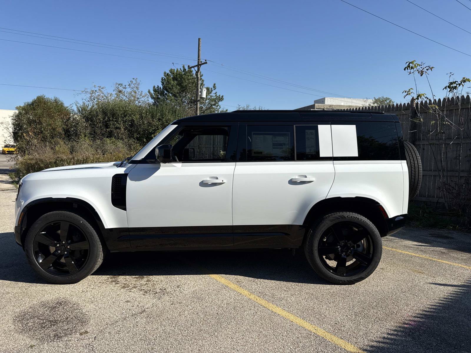 New 2026 Land Rover Defender 110 X-Dynamic SE SUV
