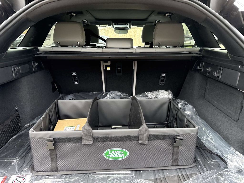 2026 Land Rover Range Rover Velar S - Photo 11