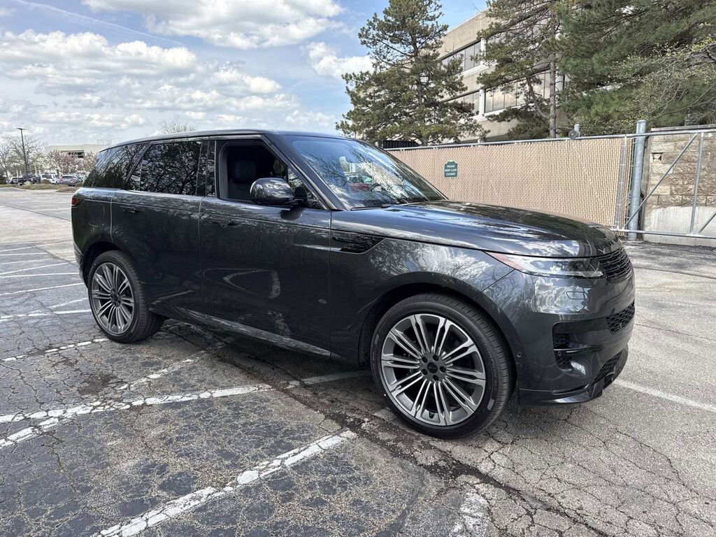 New 2026 Land Rover Range Rover Sport Dynamic SE SUV