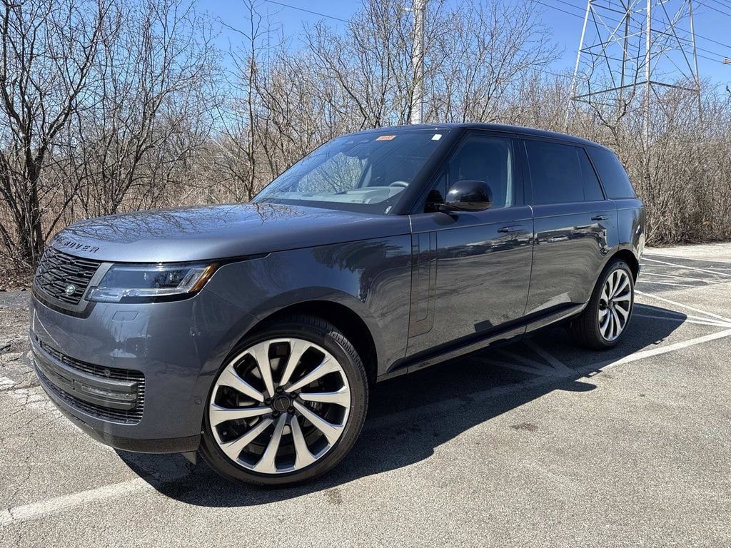 New 2026 Land Rover Range Rover SE 7 Seats SUV