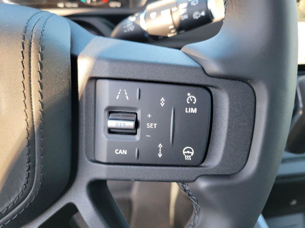 2025 Land Rover Defender Sedona Red - Photo 30