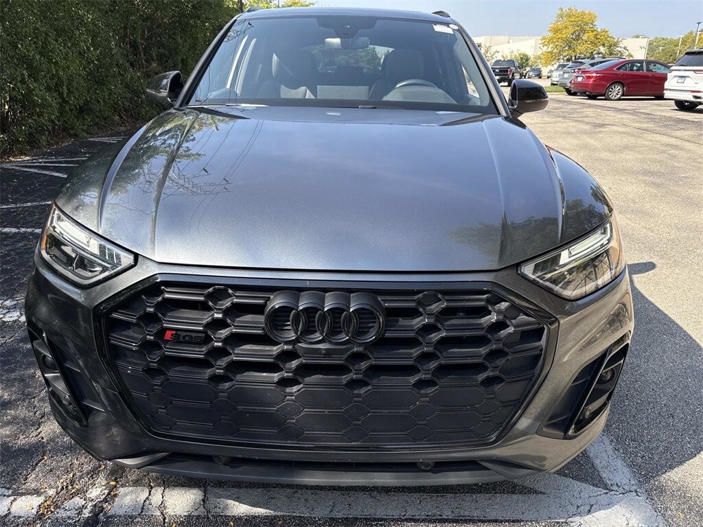 2023 Audi SQ5 Premium Plus photo 2