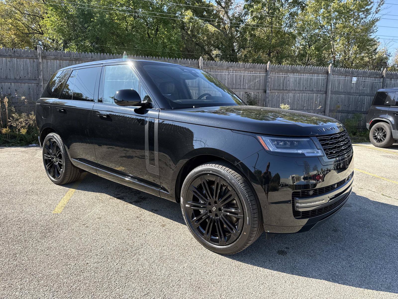 New 2027 Land Rover Range Rover SE SUV