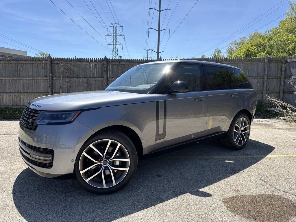 New 2026 Land Rover Range Rover SE SUV