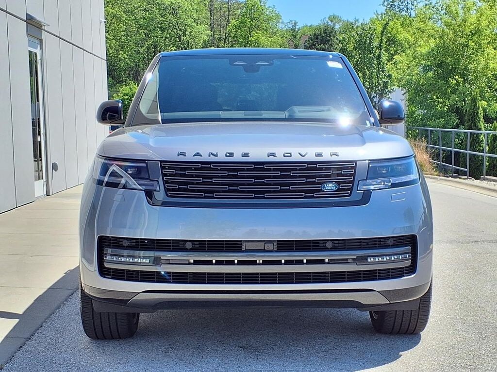 Certified 2025 Land Rover Range Rover SE SUV