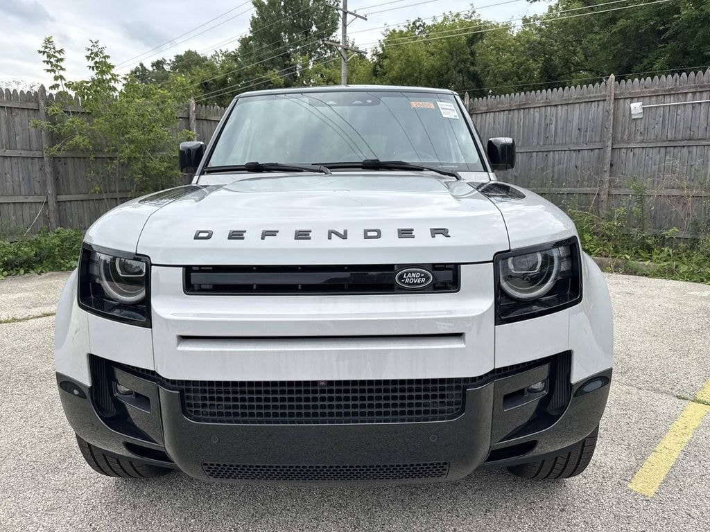 New 2026 Land Rover Defender 130 X-Dynamic SE SUV