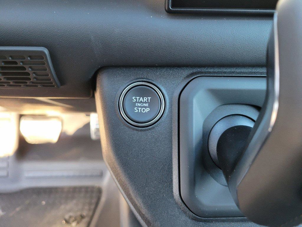 2025 Land Rover Defender Sedona Red - Photo 27