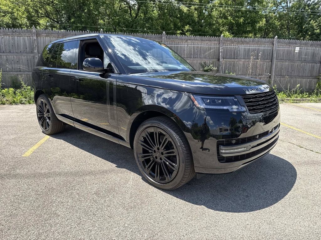 New 2026 Land Rover Range Rover SE SUV