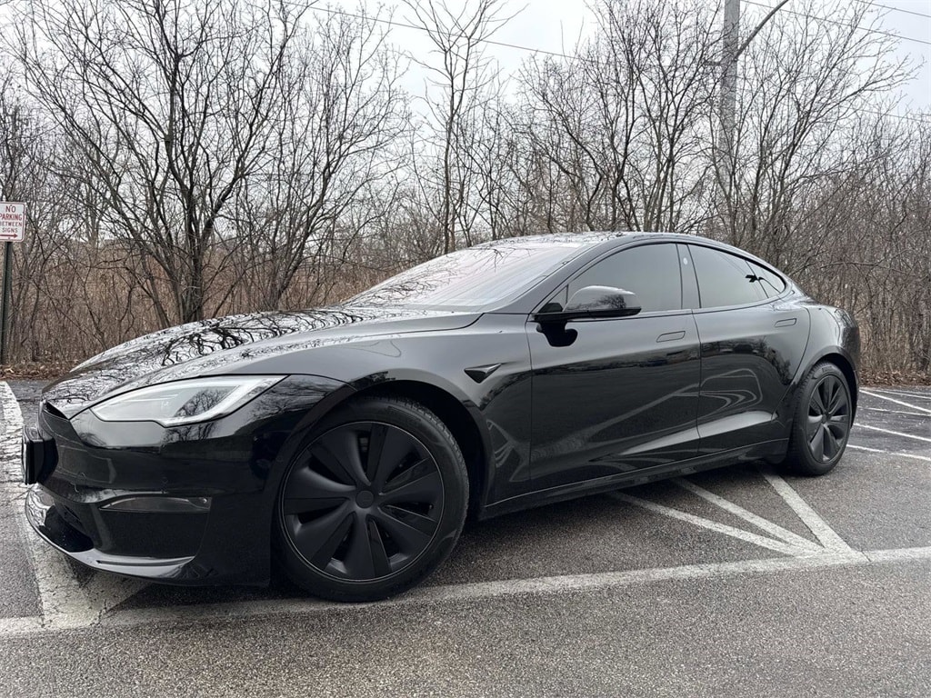 2022 Tesla Model S Base's photo