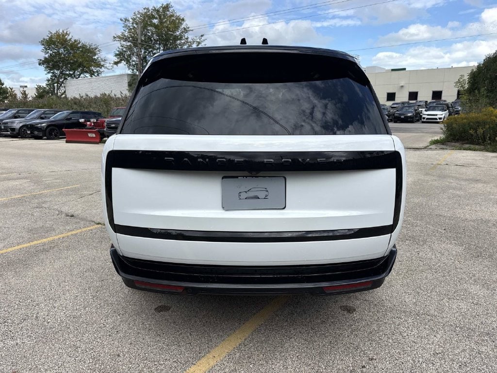 2025 Land Rover Range Rover SE - Photo 8