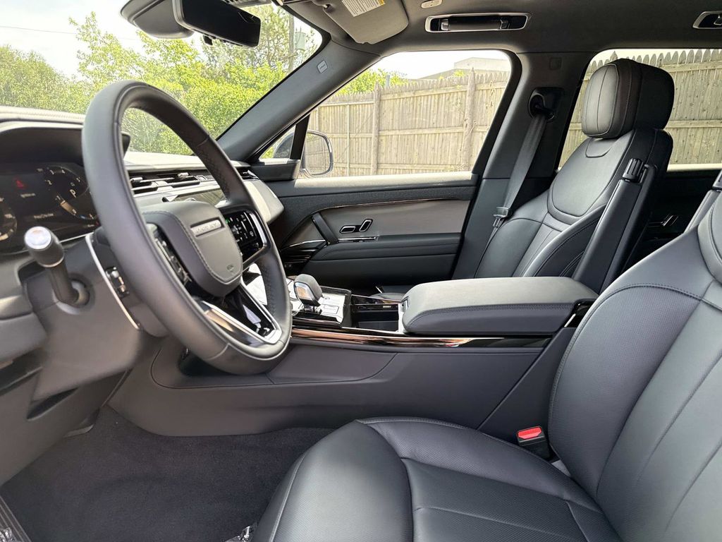 2026 Land Rover Range Rover Sport SE - Photo 28