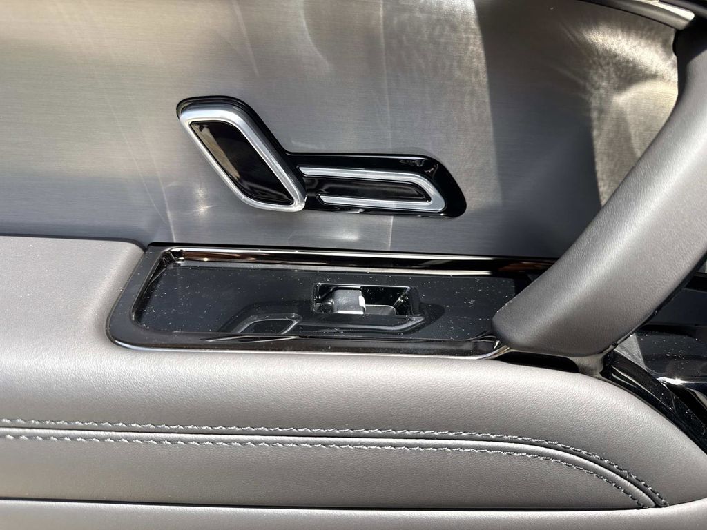 2026 Land Rover Range Rover Sport SE - Photo 15