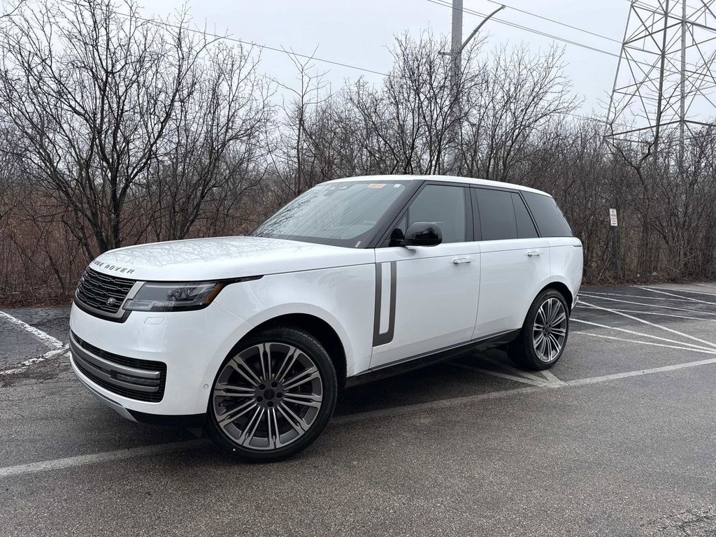 2026 Land Rover Range Rover 4.4 SE SWB's photo