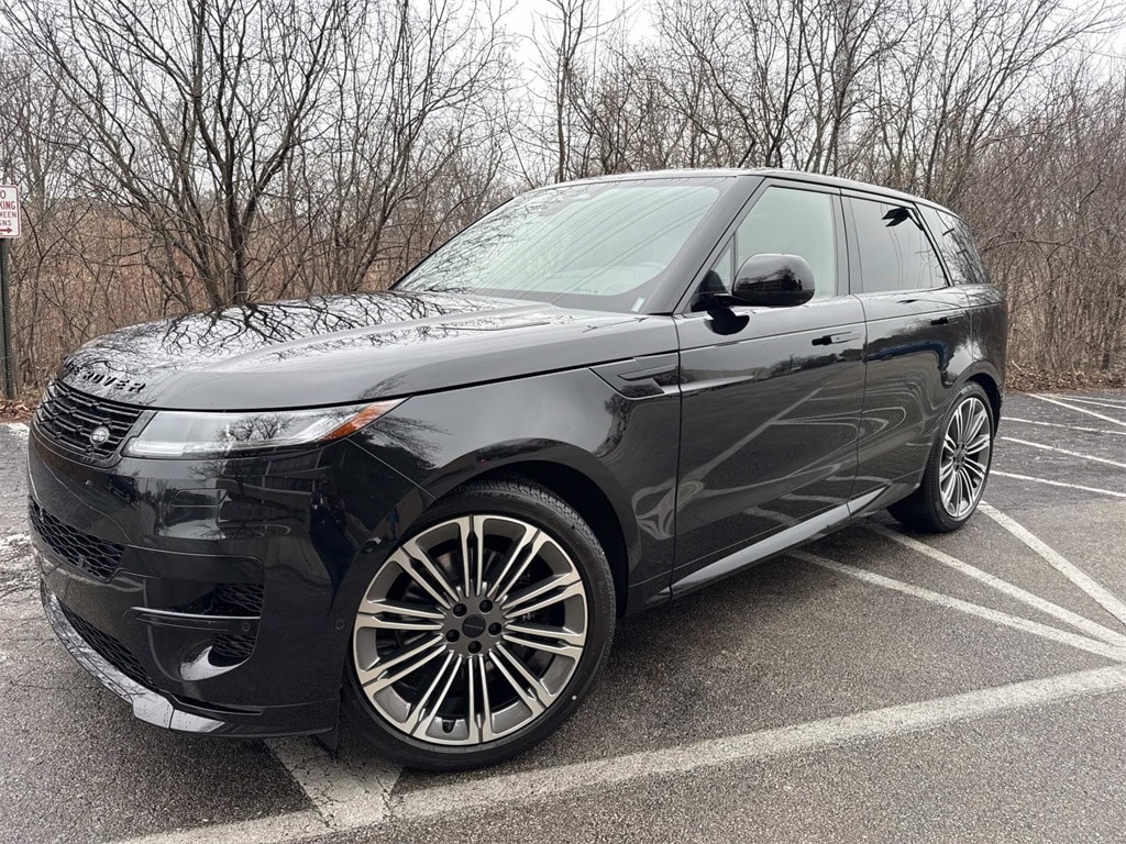 New 2026 Land Rover Range Rover Sport Dynamic SE SUV