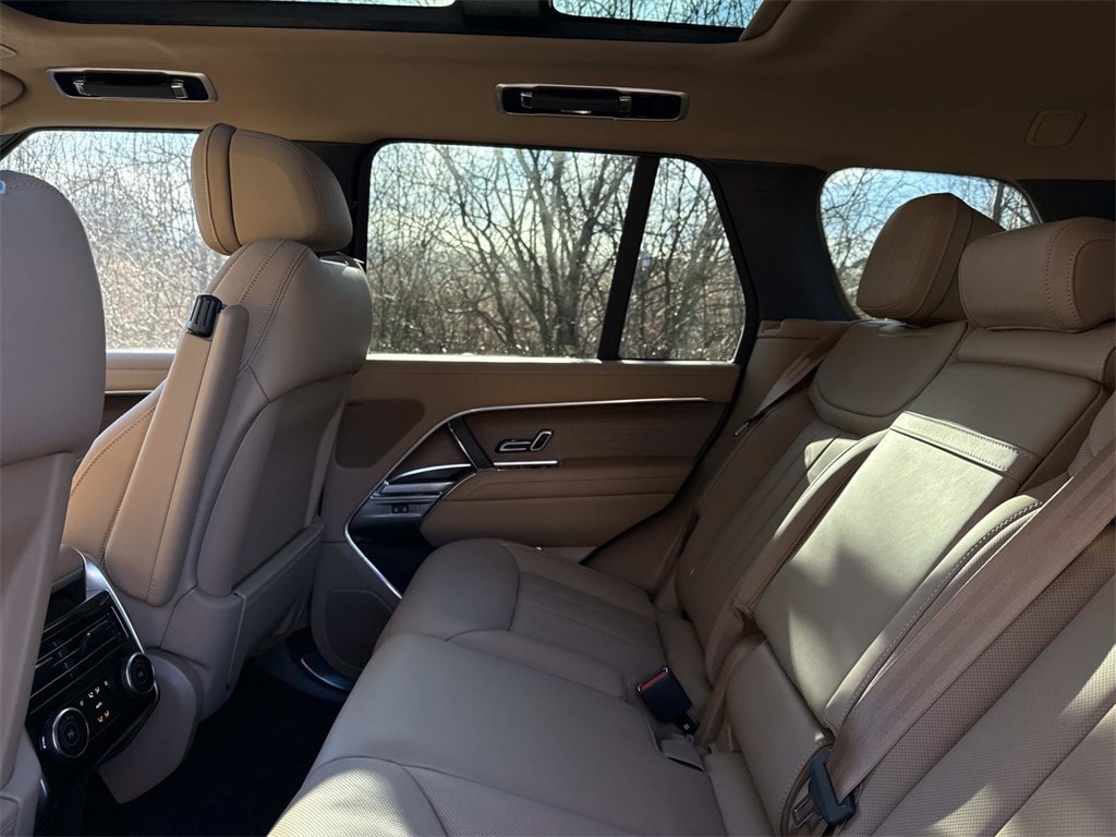 2026 Land Rover Range Rover SE - Photo 19
