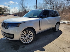 2025 Range Rover SE SUV