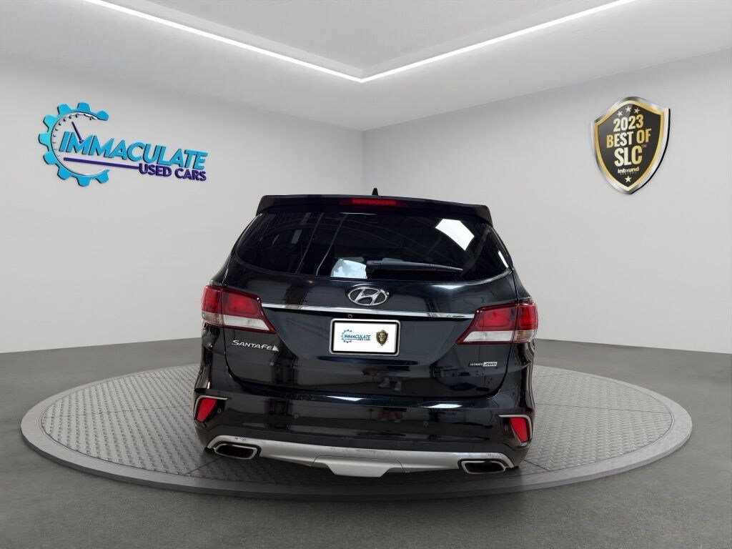 Used 2017 Hyundai Santa Fe SE Ultimate SUV