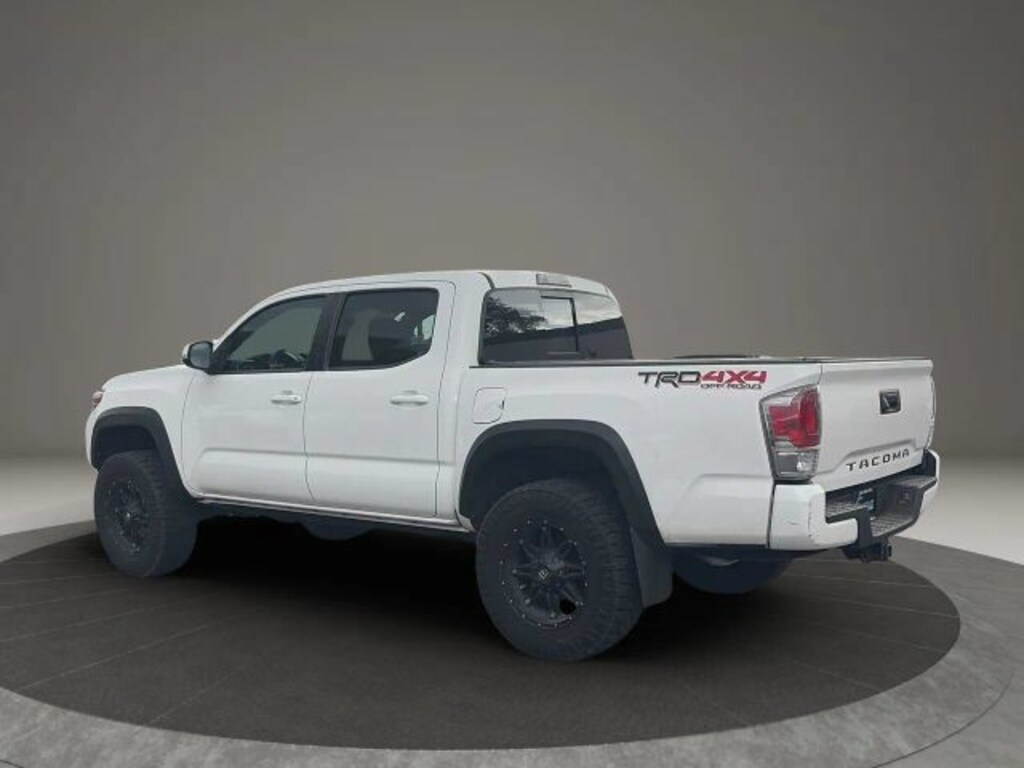 Used 2017 Toyota Tacoma Truck Double Cab