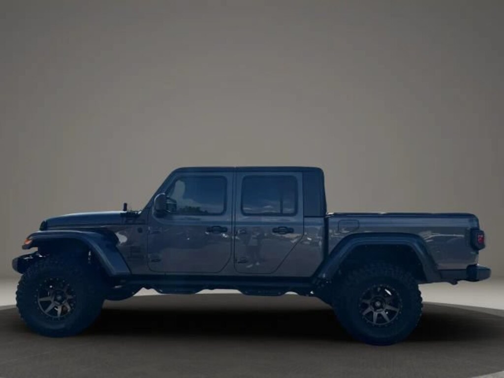 Used 2021 Jeep Gladiator Sport Truck Crew Cab