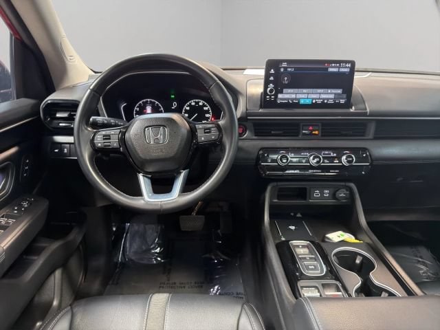 2023 Honda Pilot Touring - Photo 11