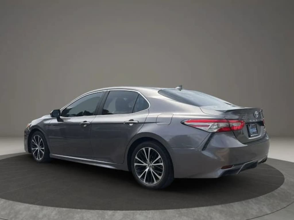Used 2019 Toyota Camry Sedan