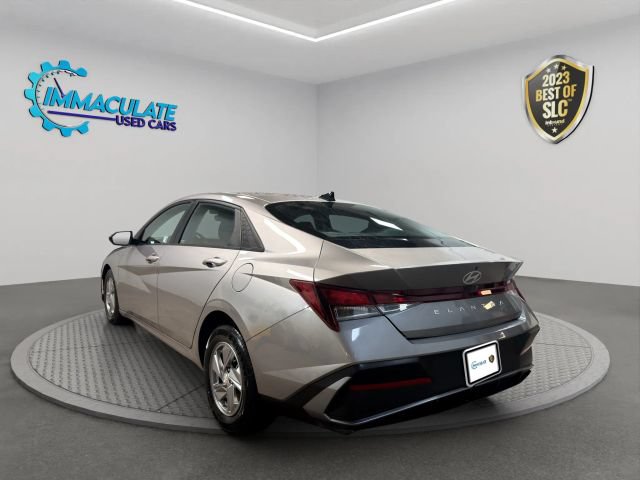 Used 2024 Hyundai Elantra SE Sedan