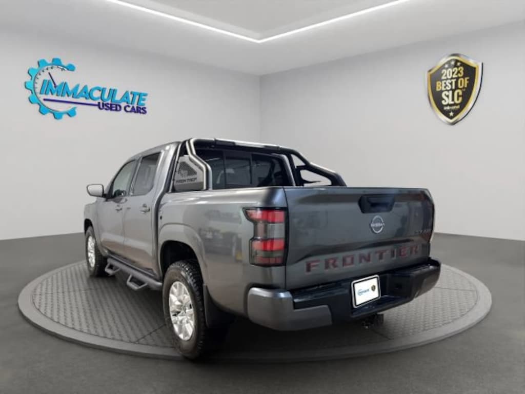 Used 2022 Nissan Frontier SV Truck Crew Cab